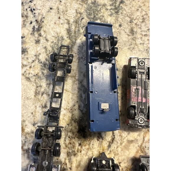 Vintage Diecast Vehicles Lot Mixed Brands - Picture 11 of 12